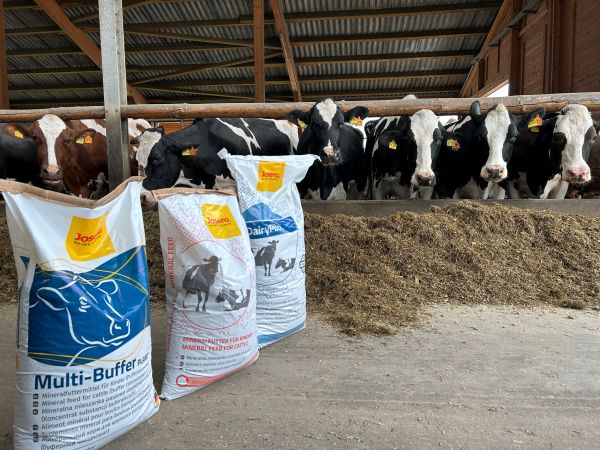 JOSERA DairyPilot und MiraCal - Rundum zufrieden mit Josera 